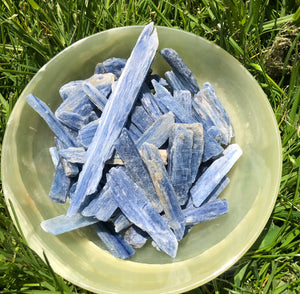 all about kyanite